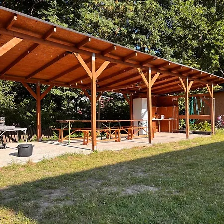 Pole Namiotowe U Jozia Campingplatz